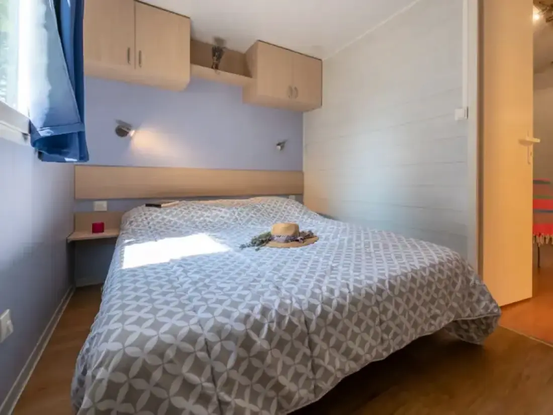 Camping La Pinède en Provence 3 étoiles★★★