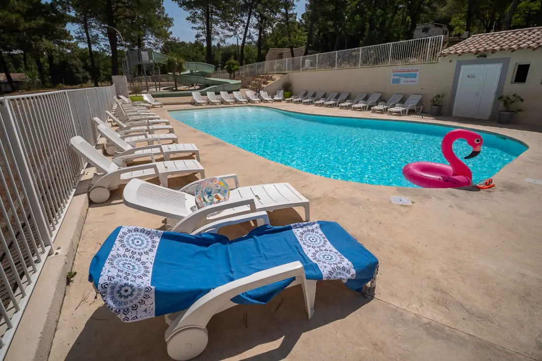 Camping La Pinède en Provence 3 étoiles★★★