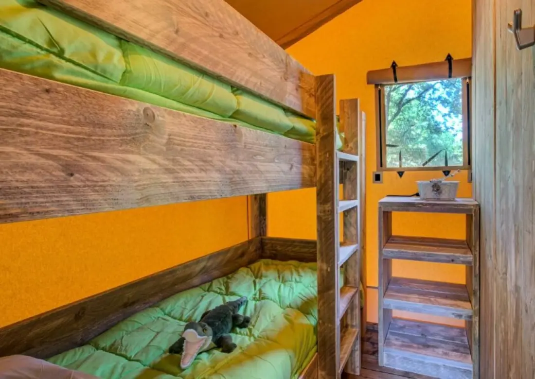 Camping La Pinède en Provence 3 étoiles★★★
