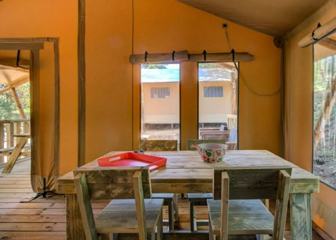 Camping La Pinède en Provence 3 étoiles★★★