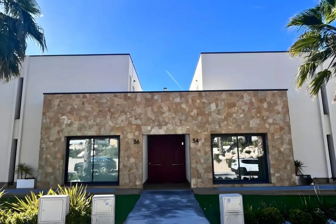 Villa 3 Chambres Avec Piscine Privée Au Golf De Font Del Llop