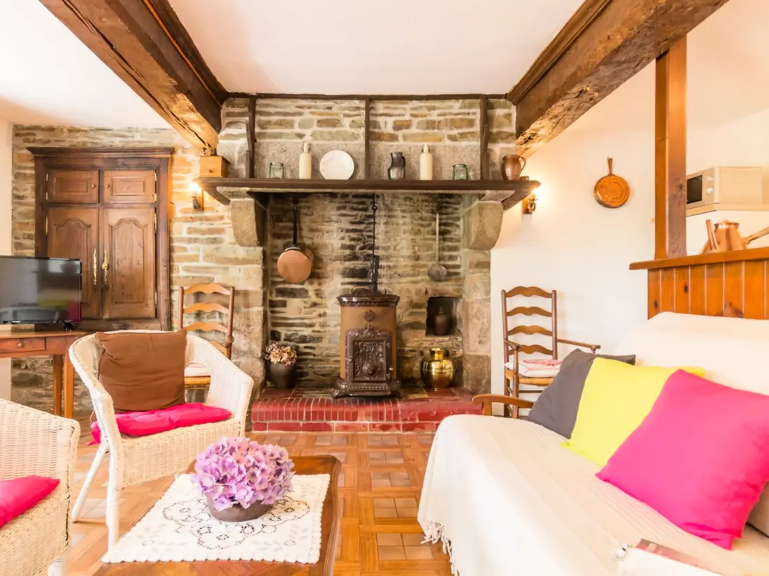 Maison de Vacances Montaigu-les-Bois 2