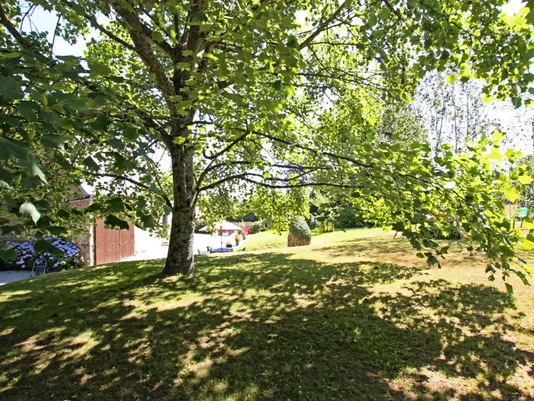 Maison de Vacances Montaigu-les-Bois 2