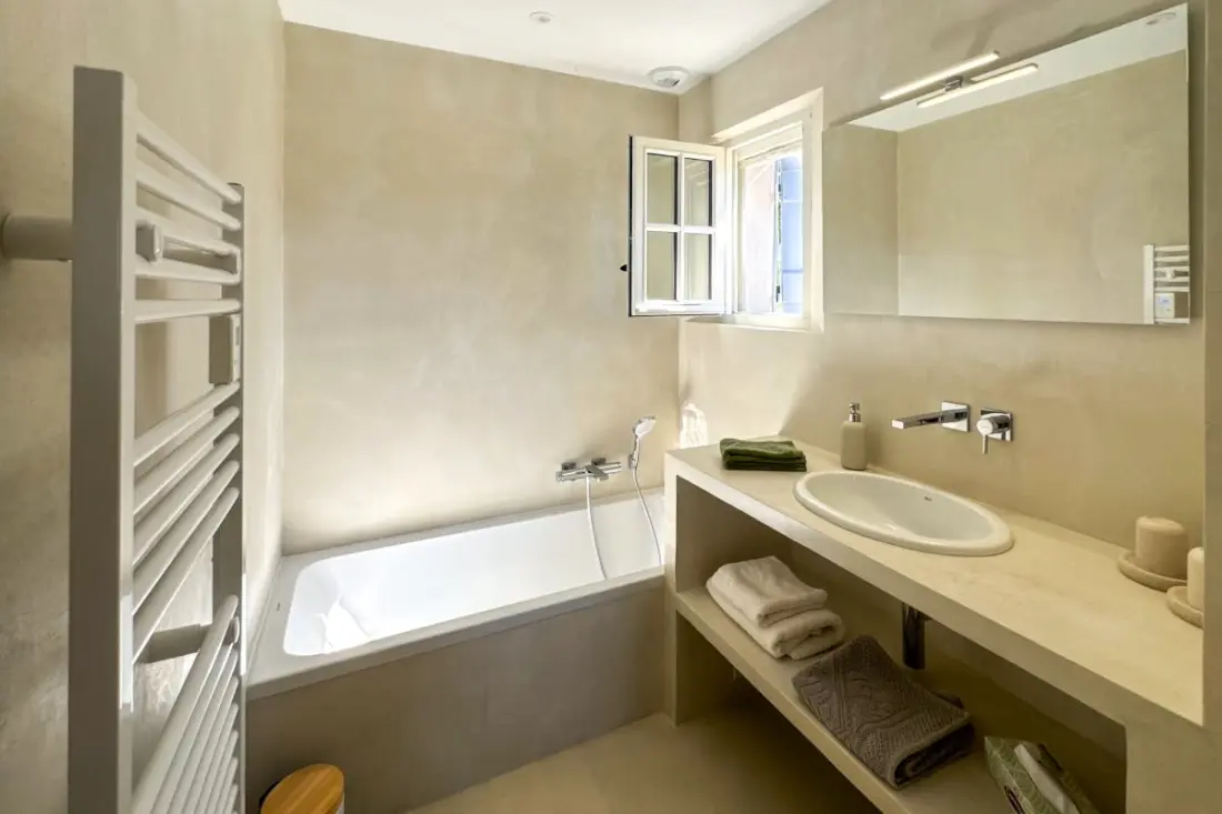 Mas Provençal - 4 Pers - Piscine Privée