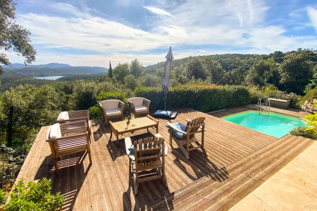 Villa Luxueuse, 8 Pers, Piscine Privée Et Vue Lac
