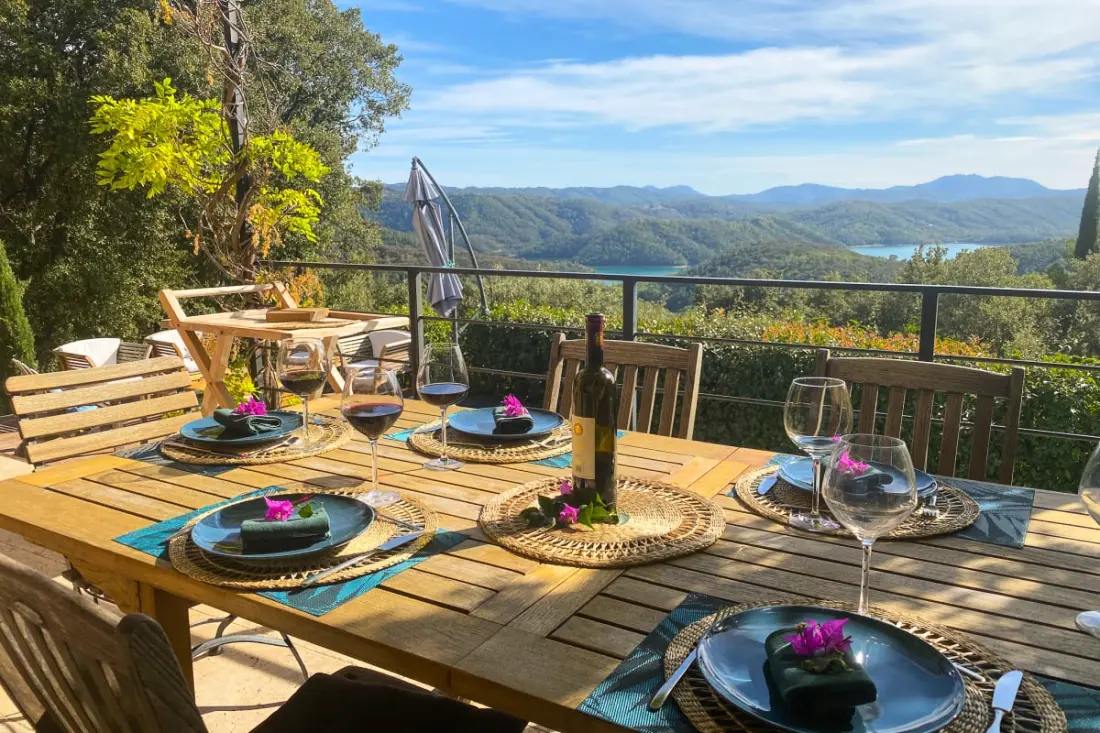 Villa Luxueuse, 8 Pers, Piscine Privée Et Vue Lac