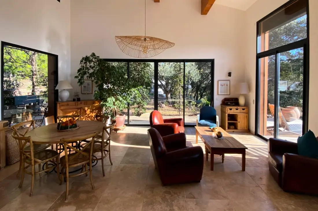Villa Luxueuse, 8 Pers, Piscine Privée Et Vue Lac