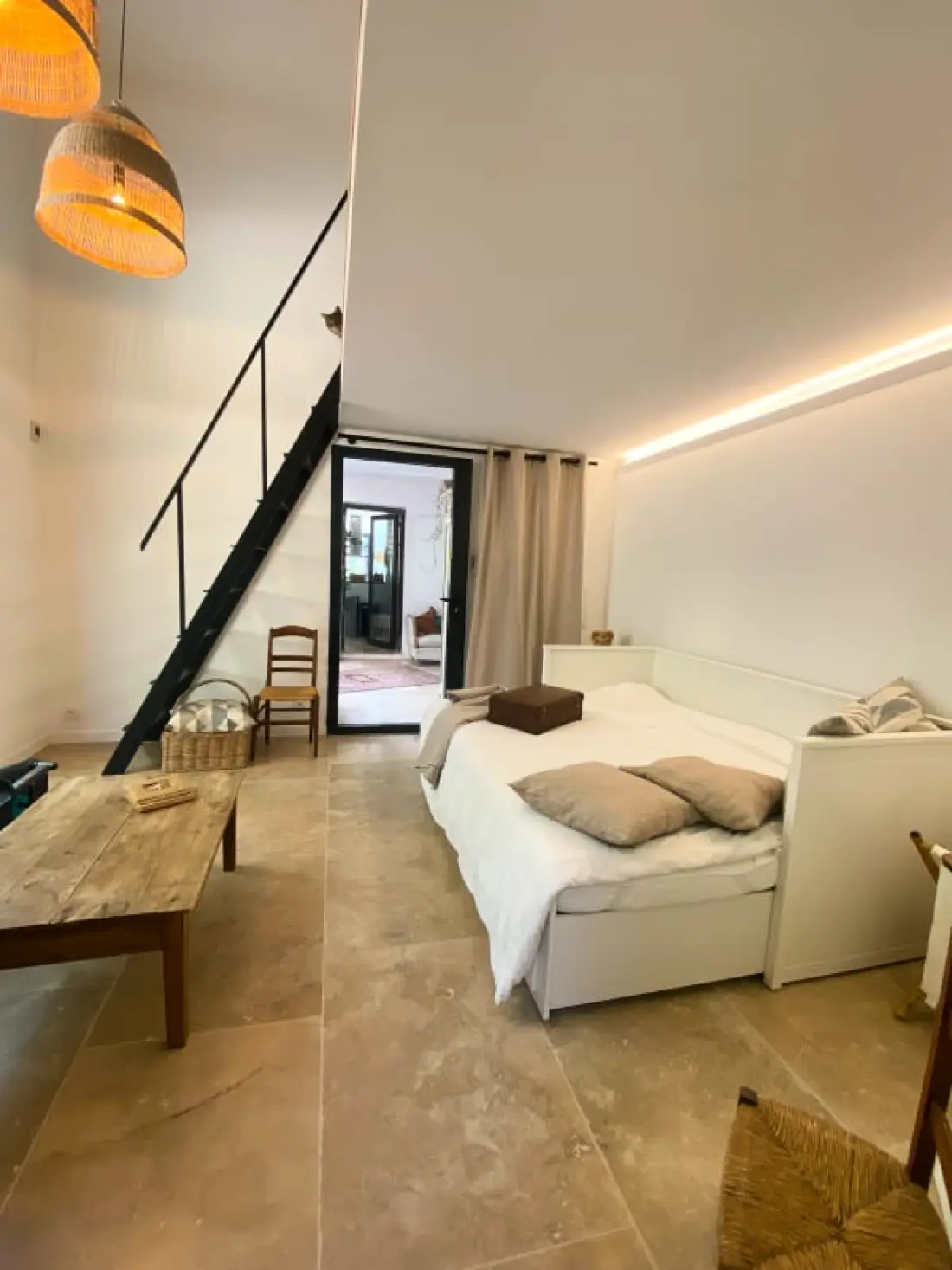 Villa Luxueuse, 8 Pers, Piscine Privée Et Vue Lac