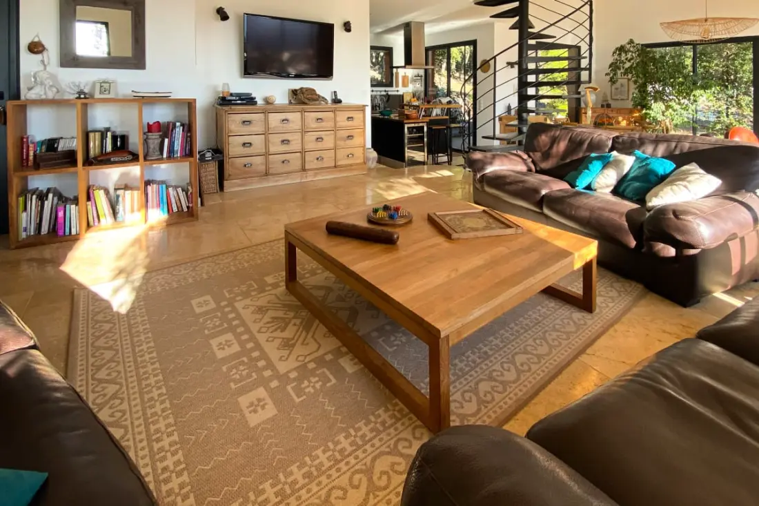 Villa Luxueuse, 8 Pers, Piscine Privée Et Vue Lac