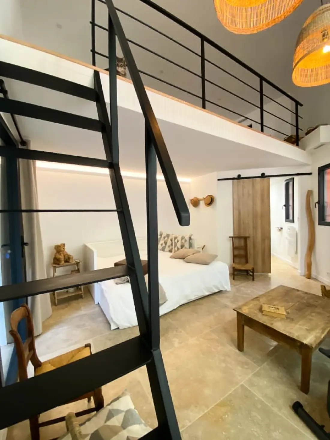 Villa Luxueuse, 8 Pers, Piscine Privée Et Vue Lac