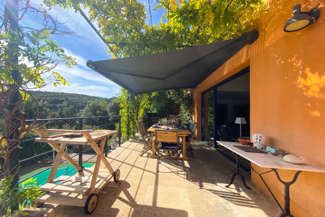 Villa Luxueuse, 8 Pers, Piscine Privée Et Vue Lac