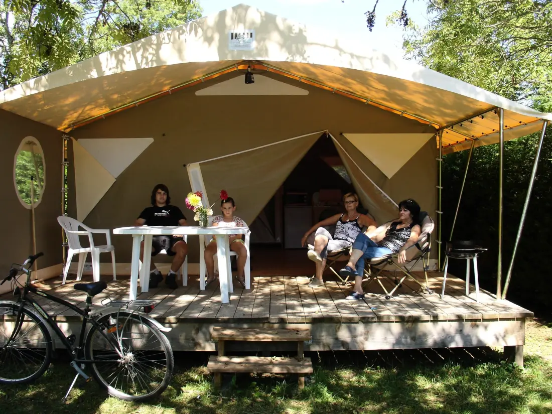 Flower Camping Les 3 Ours 3 étoiles★★★