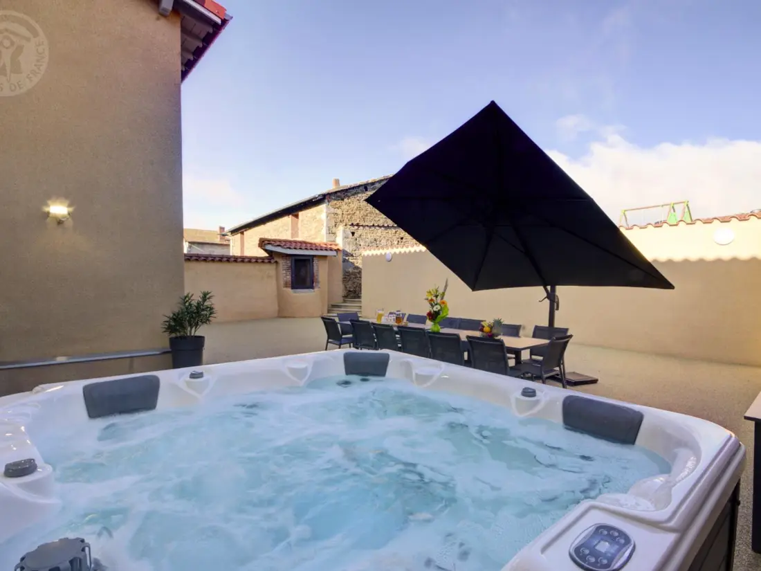 Maison de Vacances MONTCHAL 2