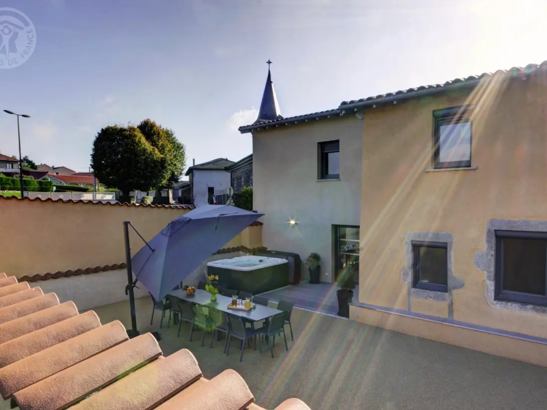 Maison de Vacances MONTCHAL 2