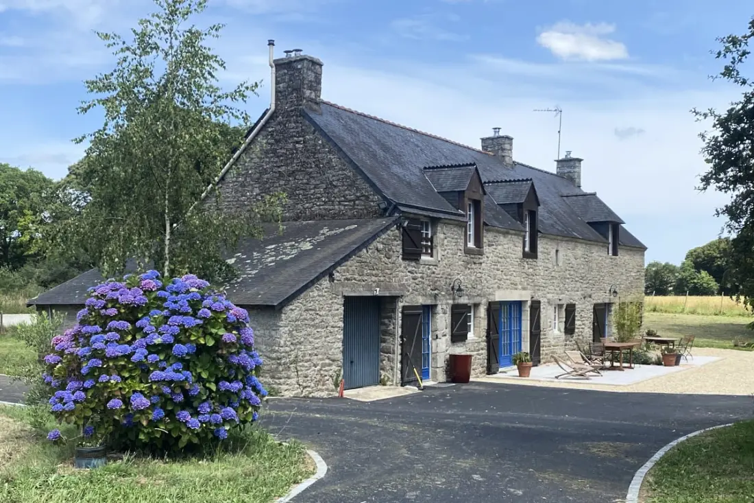 Charmante Maison Avec Jardin à Monterblanc