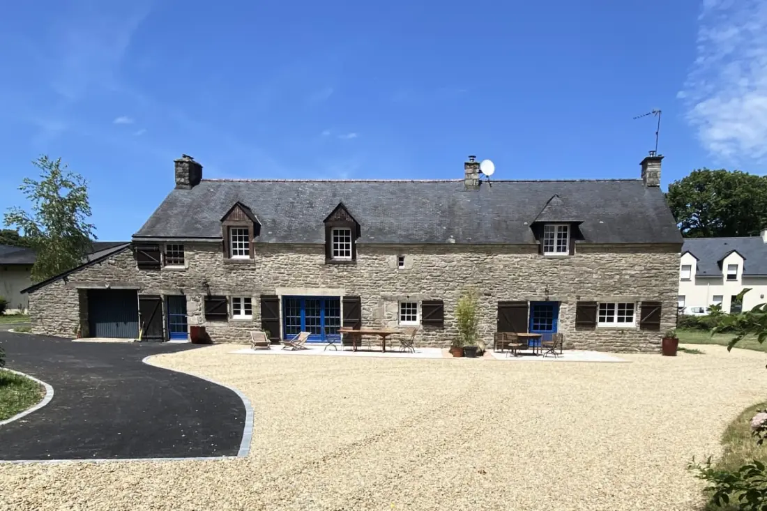 Jolie Maison, Jardin Et Terrasse, Monterblanc