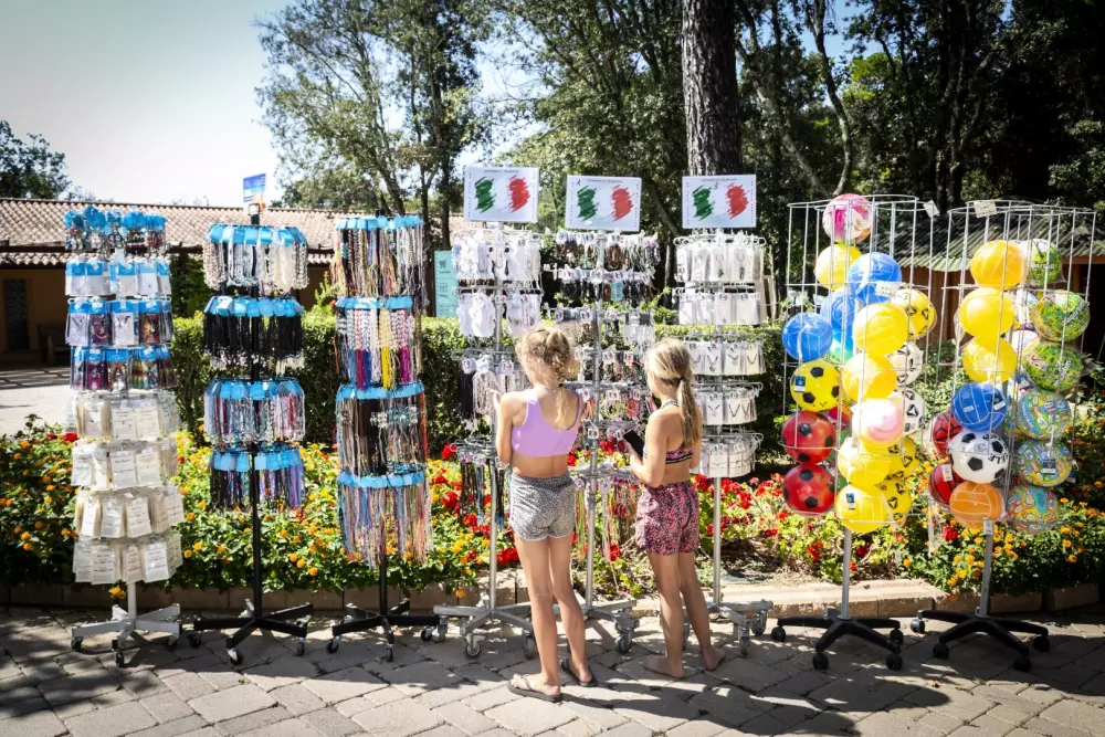 Camping Hu Montescudaio 4 étoiles★★★★