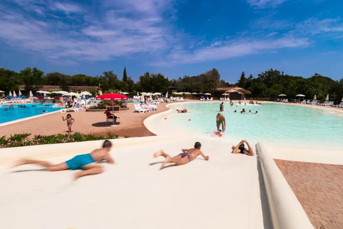 Camping Hu Montescudaio 4 étoiles★★★★