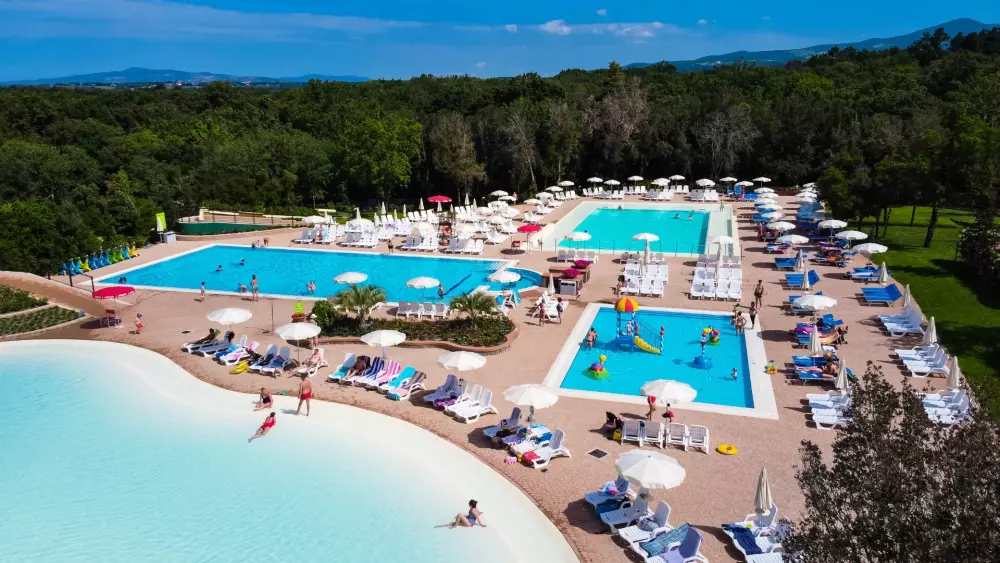 Camping Hu Montescudaio 4 étoiles★★★★