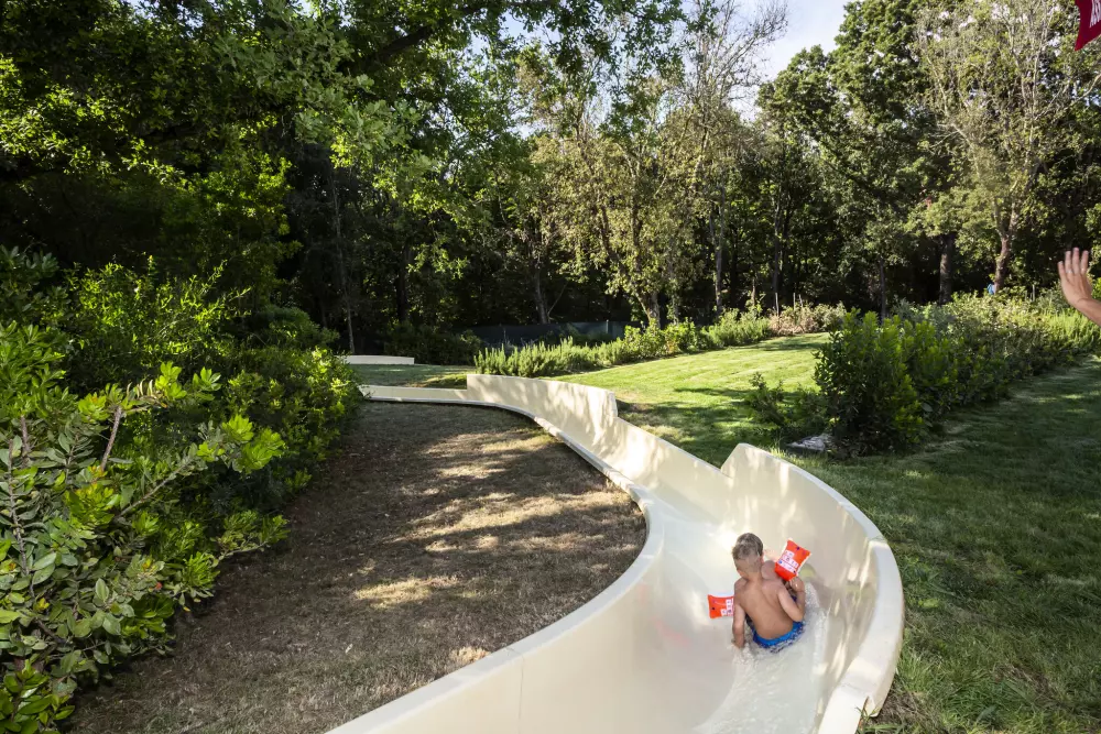 Camping Hu Montescudaio 4 étoiles★★★★