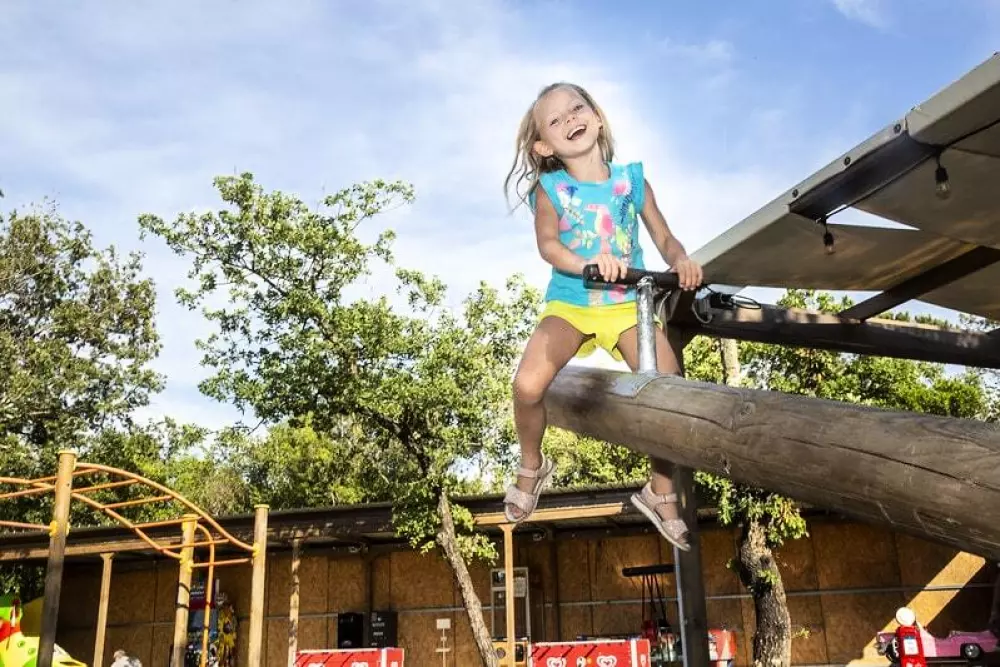 Camping Hu Montescudaio 4 étoiles★★★★