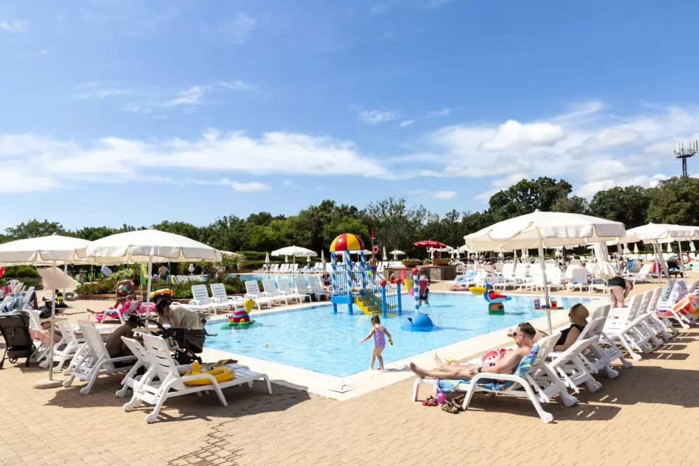 Camping Hu Montescudaio 4 étoiles★★★★