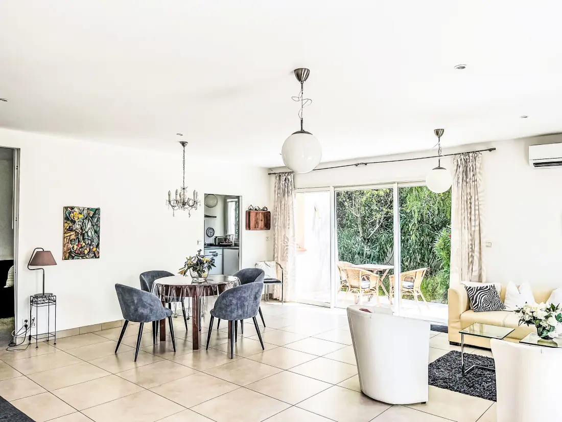 Maison de Vacances Montesquieu-des-AlbÃ¨res
