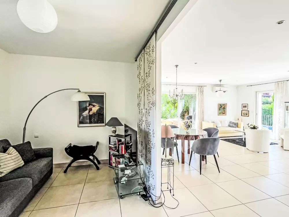 Maison de Vacances Montesquieu-des-AlbÃ¨res