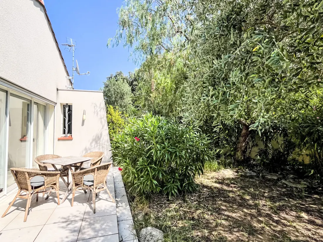 Maison de Vacances Montesquieu-des-AlbÃ¨res