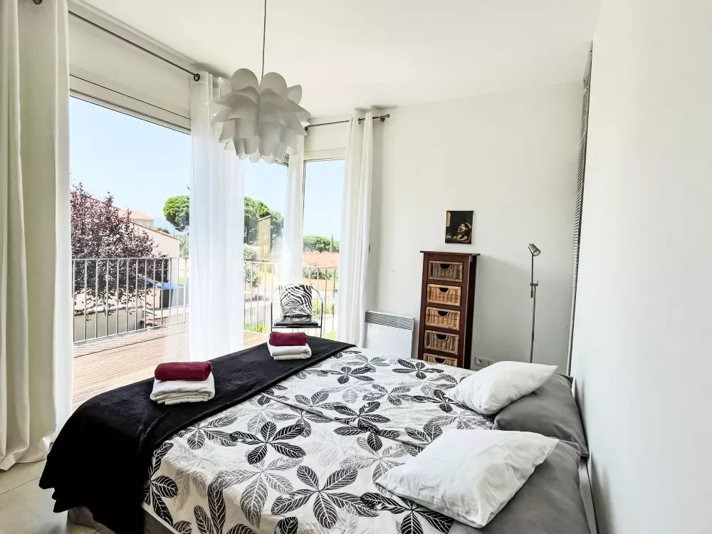 Maison de Vacances Montesquieu-des-AlbÃ¨res