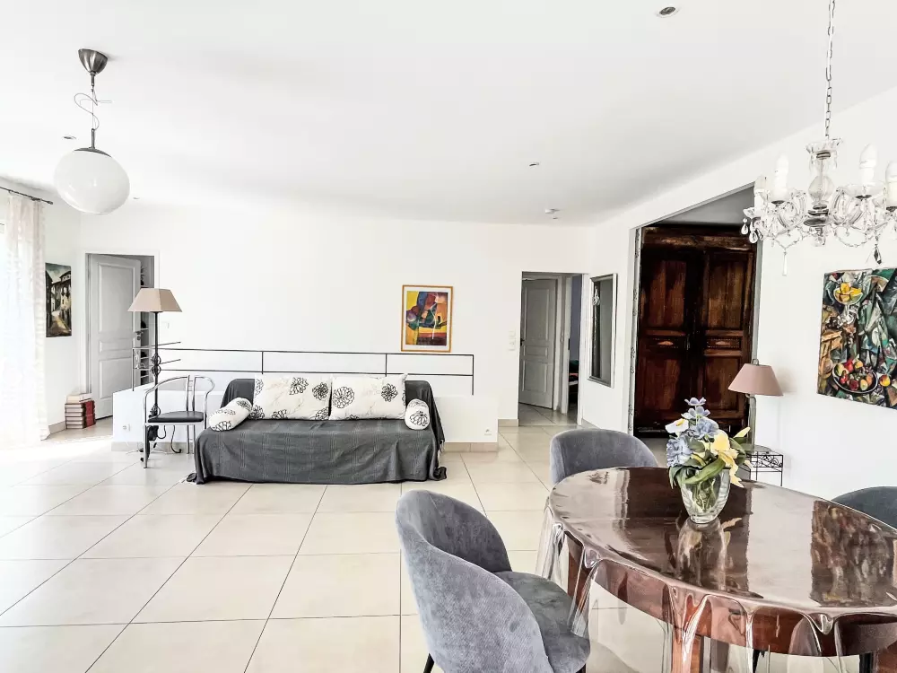 Maison de Vacances Montesquieu-des-AlbÃ¨res