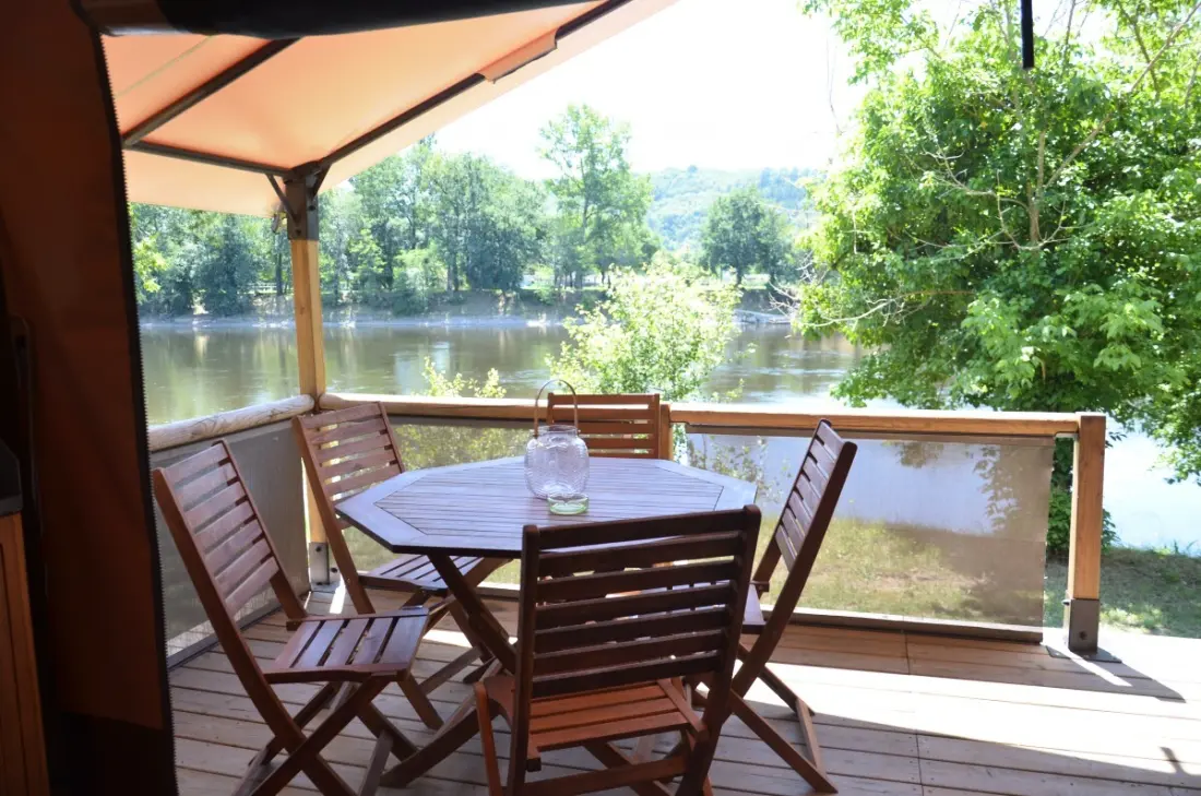 Camping Paradis Bellerive 3 étoiles★★★