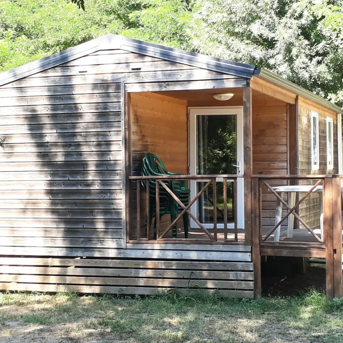 Camping Paradis Bellerive 3 étoiles★★★