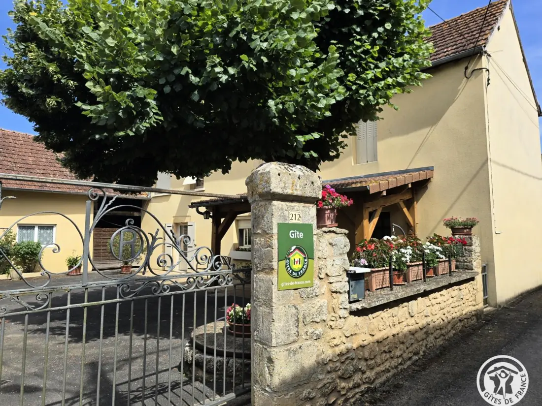 Maison de Vacances MONTIGNAC-LASCAUX 2
