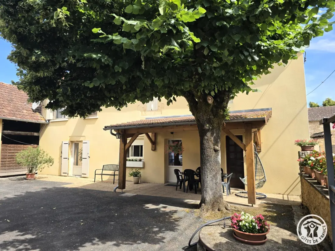 Maison de Vacances MONTIGNAC-LASCAUX 2