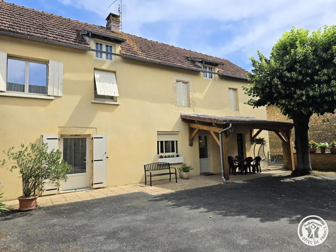 Maison de Vacances MONTIGNAC-LASCAUX 2