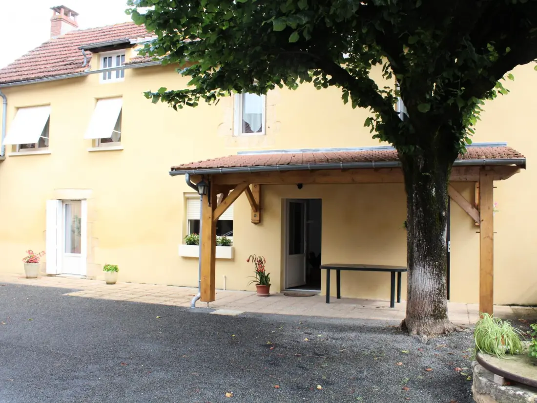 Maison de Vacances MONTIGNAC-LASCAUX 2