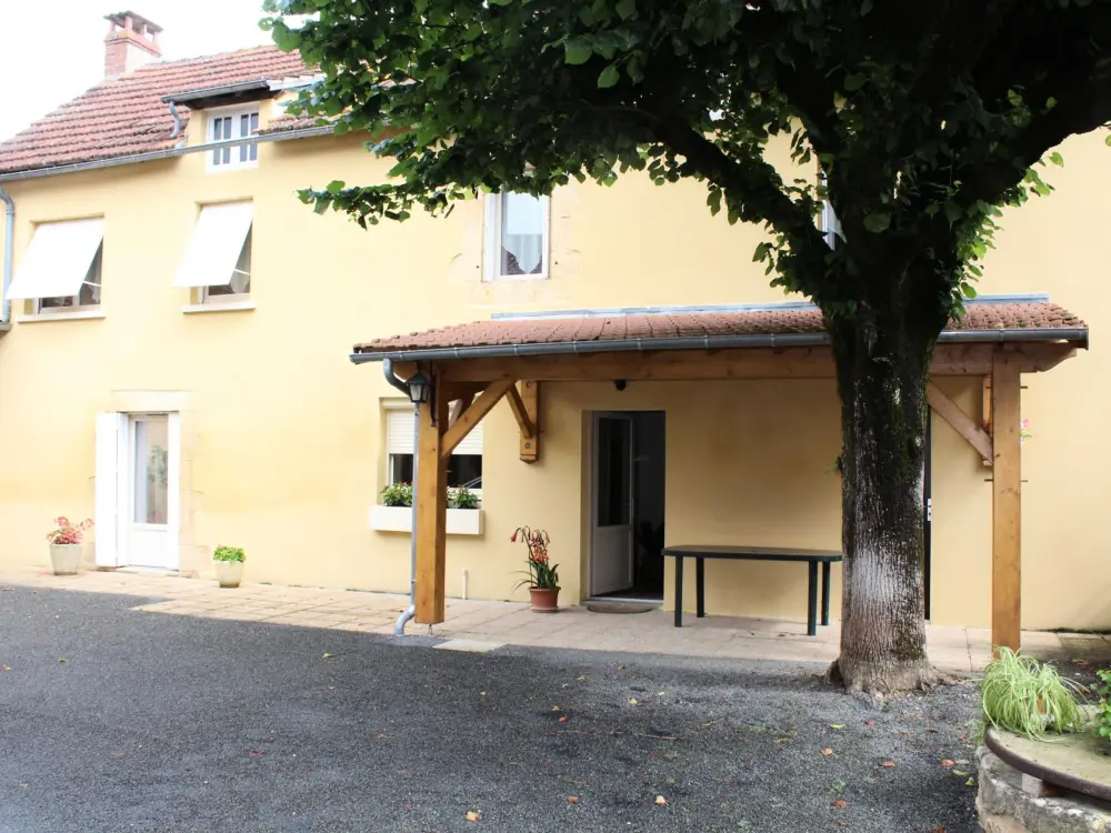 Maison de Vacances MONTIGNAC-LASCAUX 2