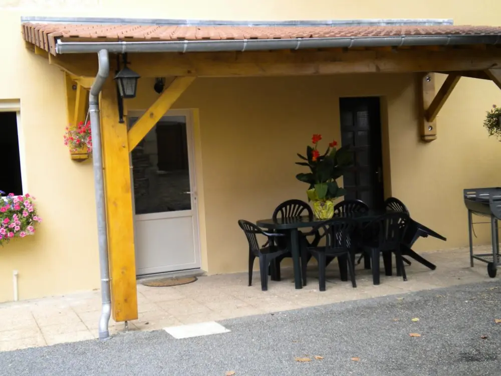 Maison de Vacances MONTIGNAC-LASCAUX 2