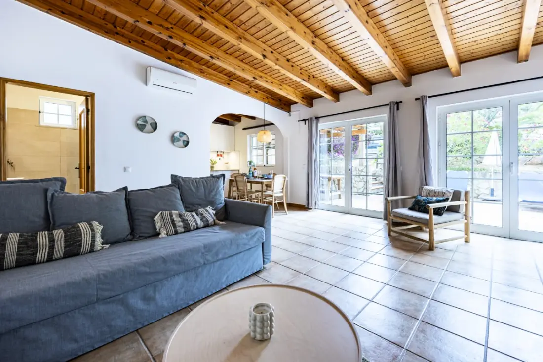 Quinta Da Liberdade: Spacious Cottage