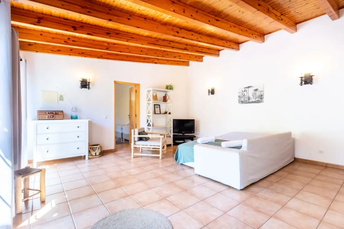 Quinta Da Liberdade: Spacious Cottage