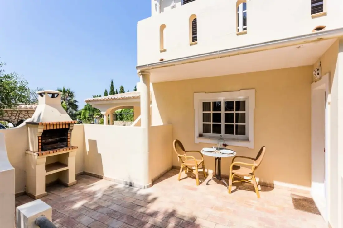 Quinta Da Liberdade Studio Apartment With Private Patio