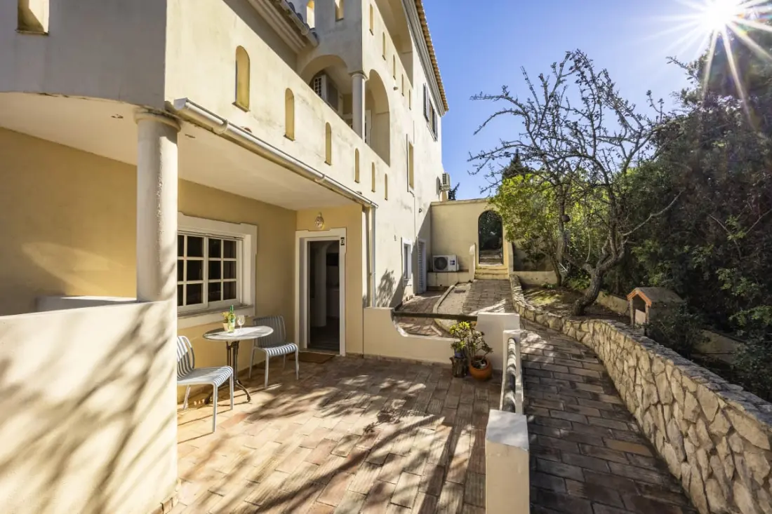 Quinta Da Liberdade Studio Apartment With Private Patio