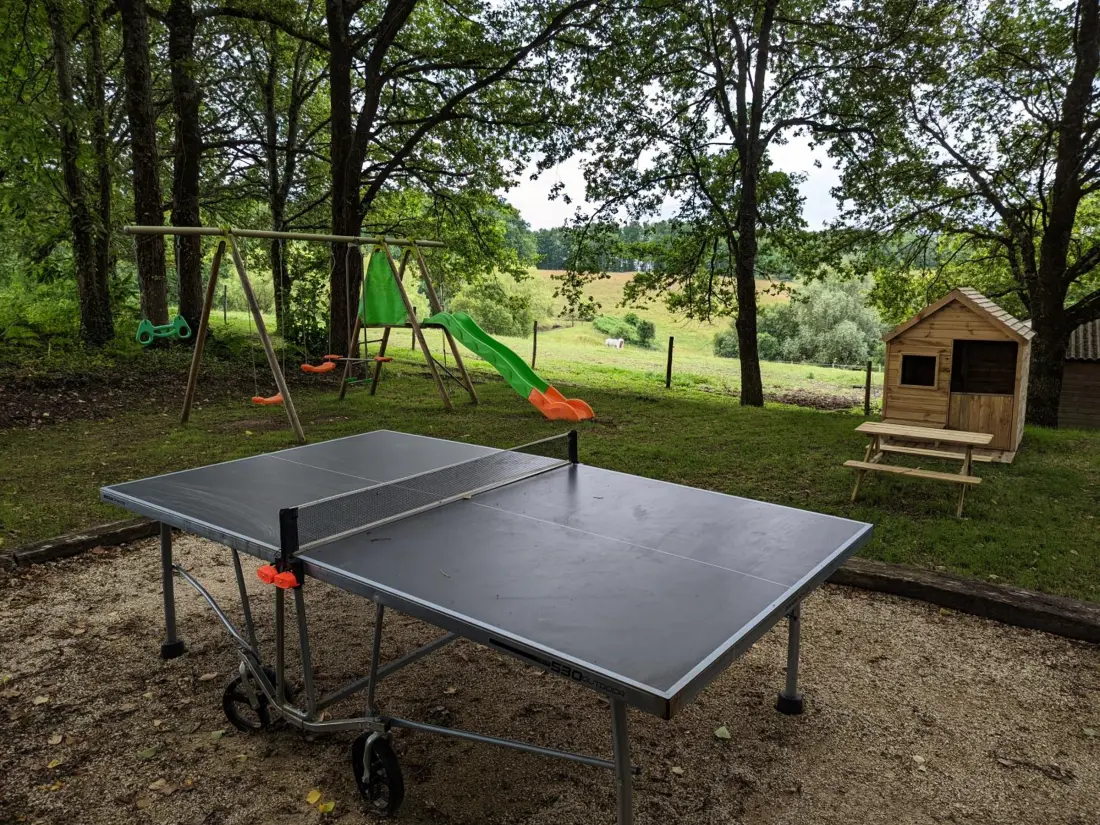 Maison de Vacances MONTMOREAU 2