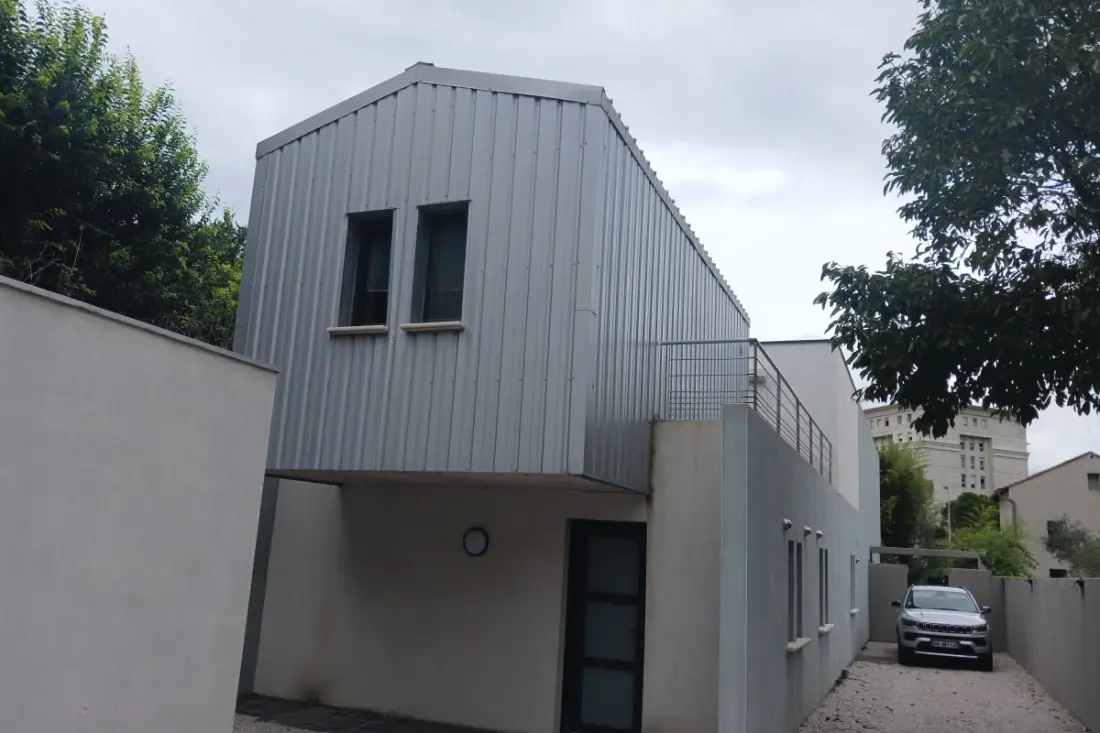 Maison Confortable, Proche Centre-ville