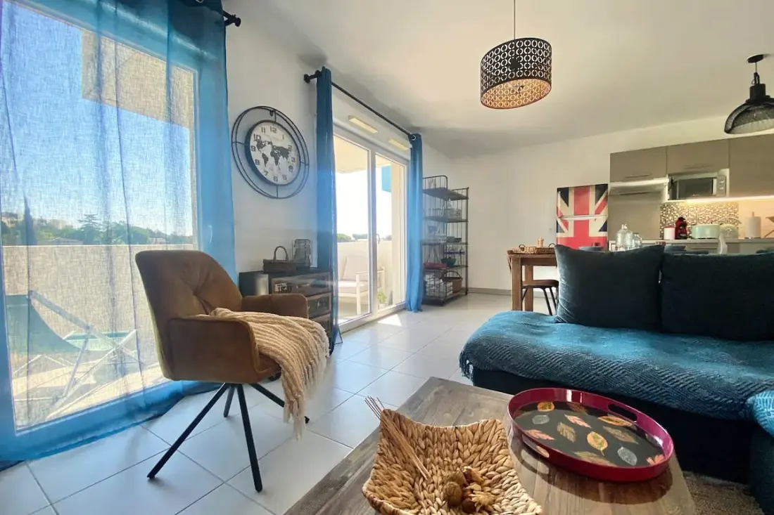 Appartement Lumineux Avec Balcon