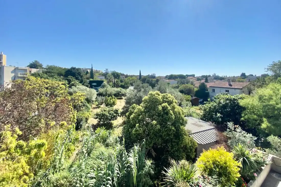 Appartement Lumineux Avec Balcon