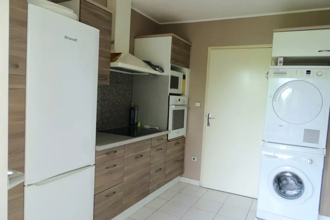 Spacieux Logement Avec Deux Terrasses