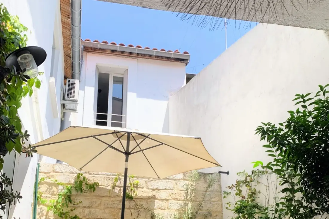 Home Chic Home - La Terrasse Bazille