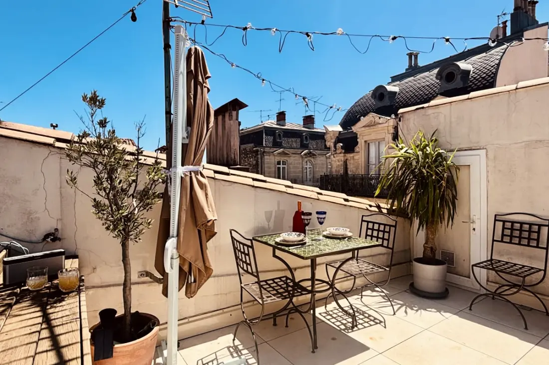 Rooftop Avec Terrasse Vue Sur Montpellier